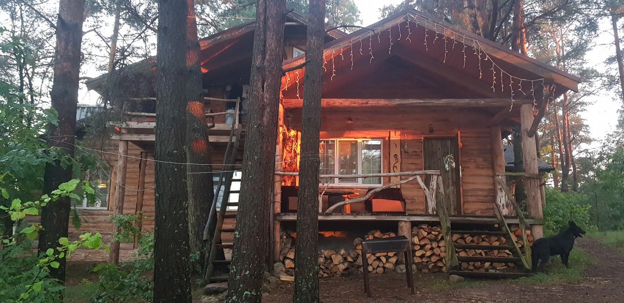 Sho Aghrousadba Zapovednyi Ostrov酒店 外观 照片