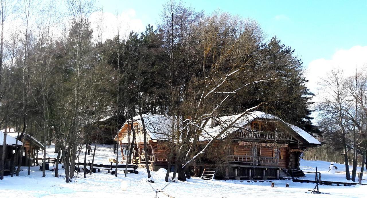 Sho Aghrousadba Zapovednyi Ostrov酒店 外观 照片
